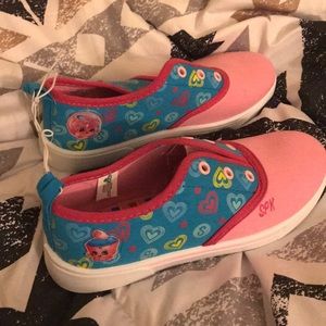 Brand New Girl’s Sneakers